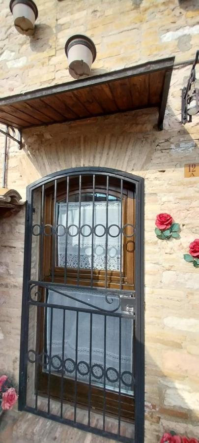 CASETTA delle ROSE Assisi Esterno foto